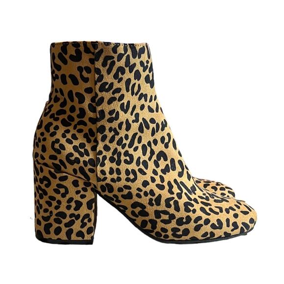 Bar III Women’s Booties Gatlin Block Heel Ankle Leopard Print Fabric Upper 5.5M - Picture 6 of 14